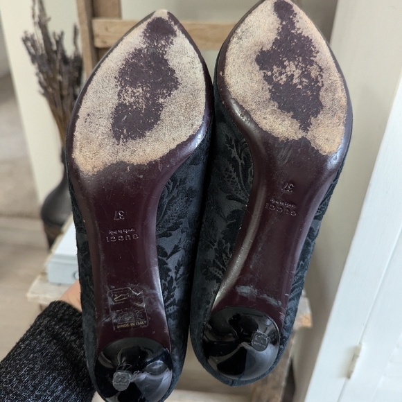 Gucci Leather Pumps - Picture 13 of 13